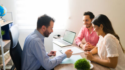 Bank Legal Notice? Talk to a Loan Settlement Agency